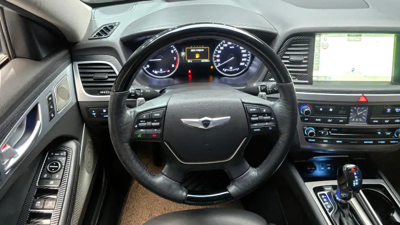 Hyundai Genesis