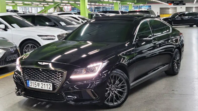 Hyundai Genesis