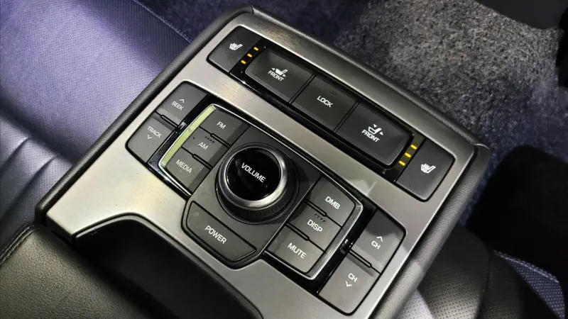 Hyundai Genesis