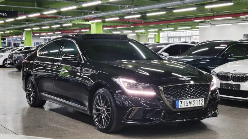 Hyundai Genesis