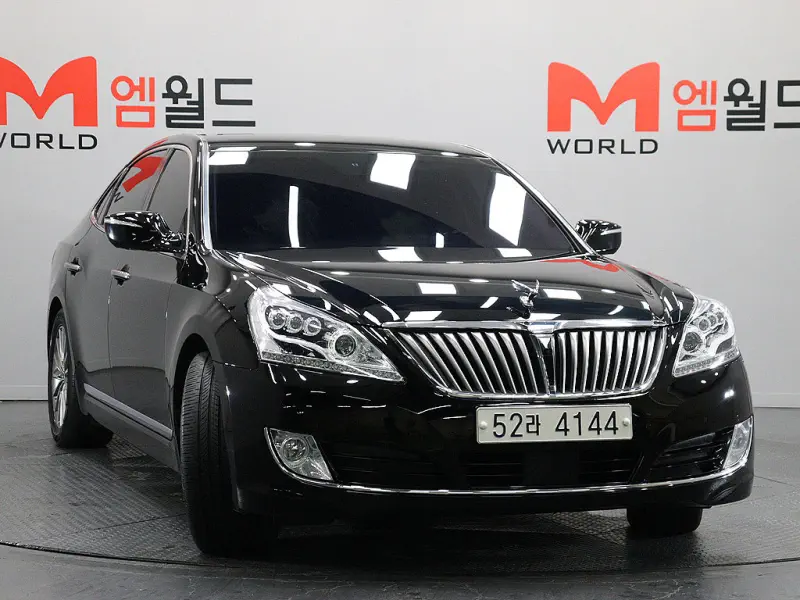 Hyundai Equus