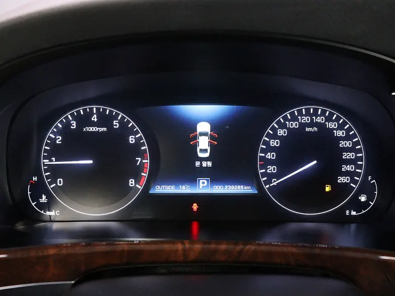 Hyundai Equus