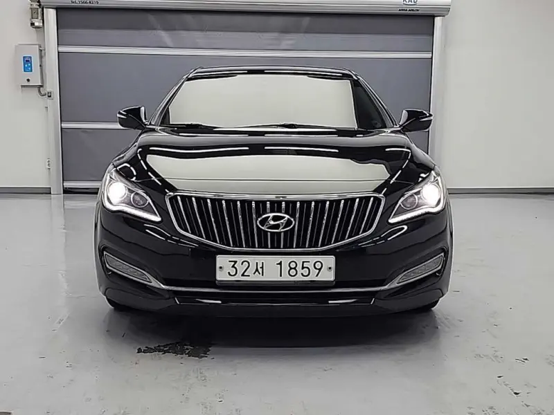 Hyundai Aslan