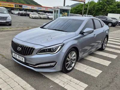 Hyundai Aslan