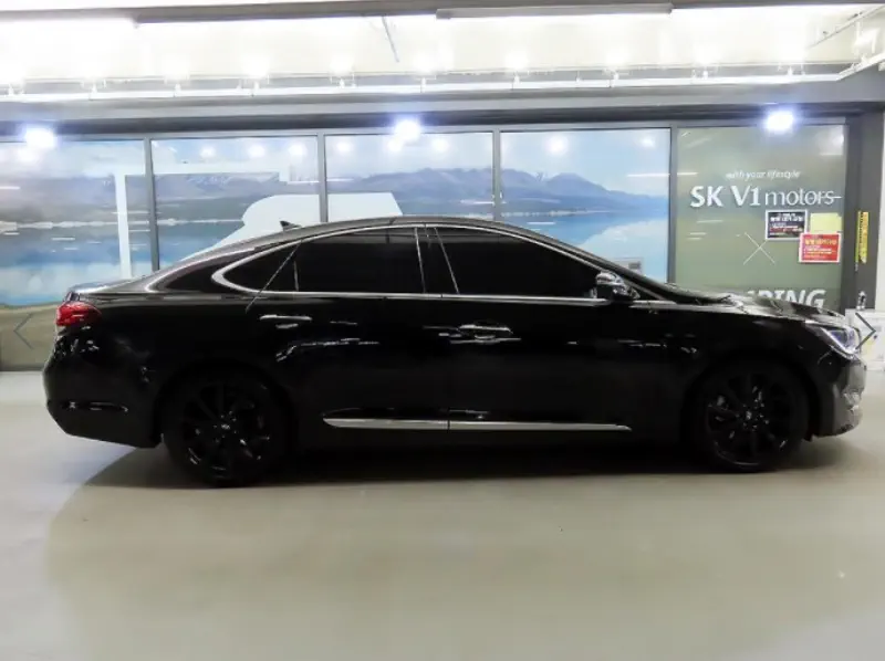 Hyundai Aslan