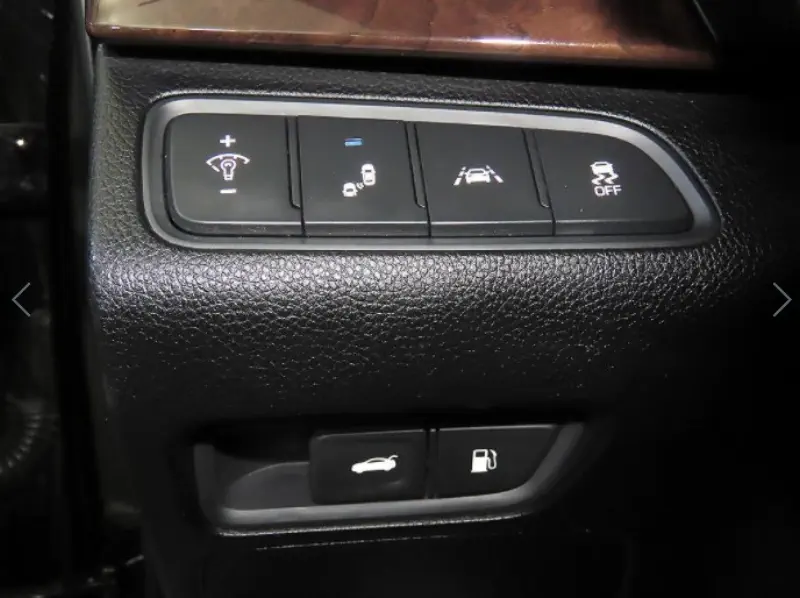 Hyundai Aslan