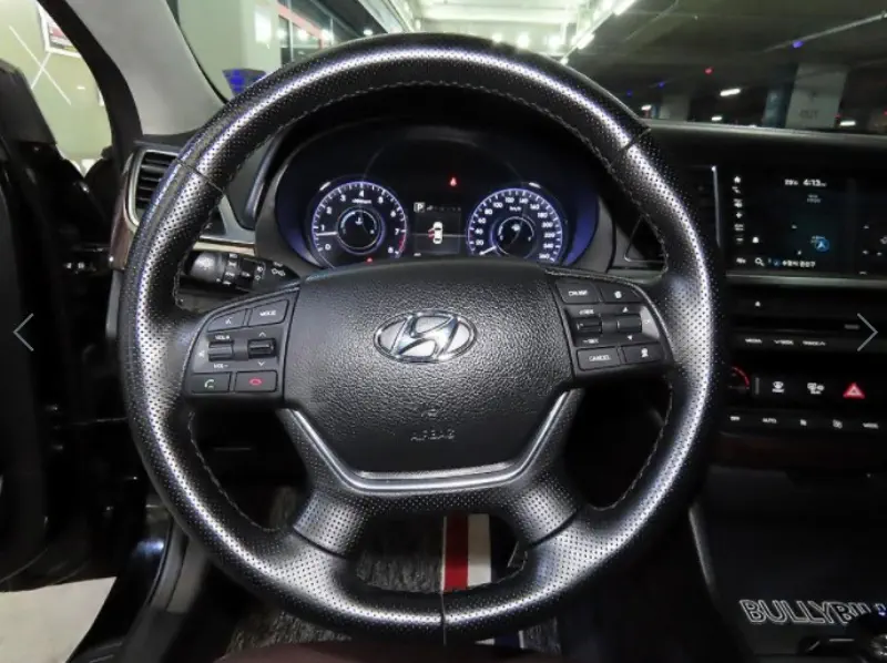 Hyundai Aslan