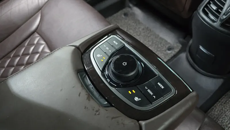 Hyundai Aslan