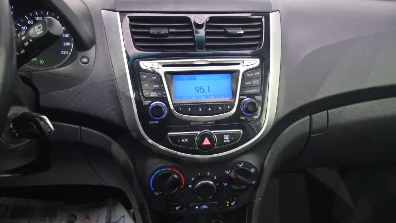 Hyundai Accent