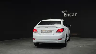 Hyundai Accent