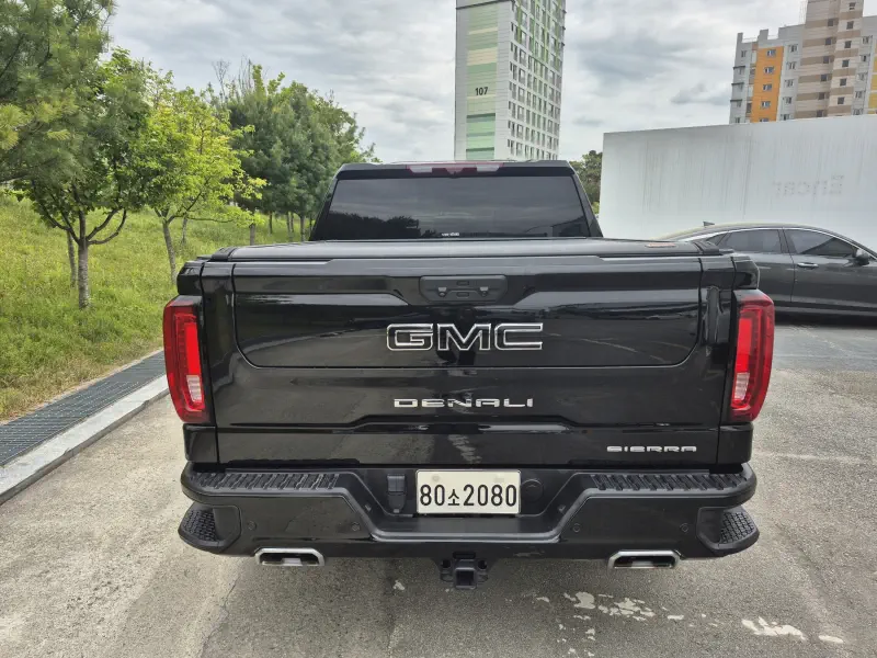 GMC SIERRA