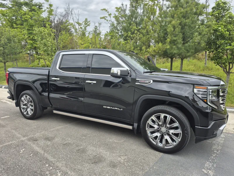 GMC SIERRA