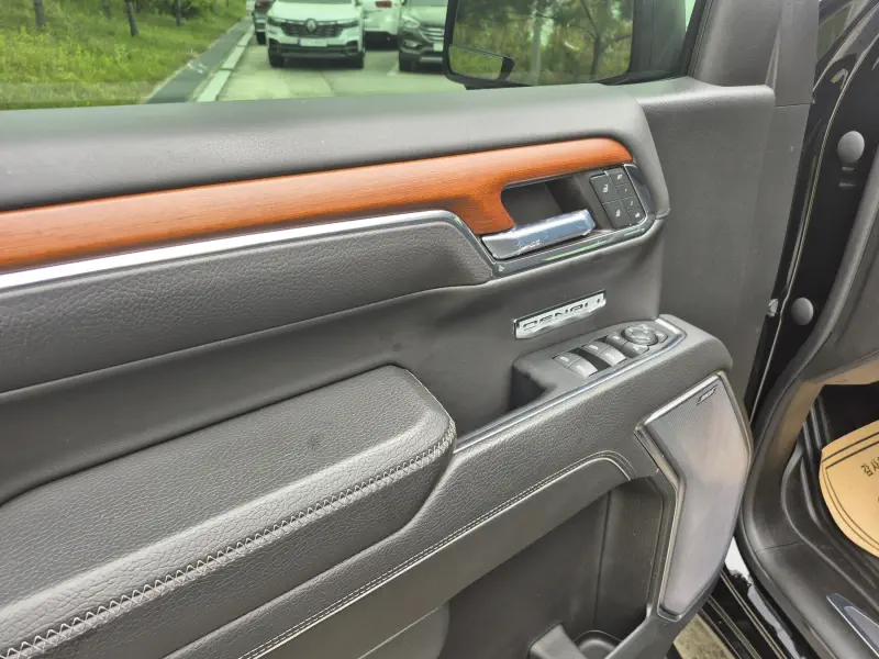 GMC SIERRA