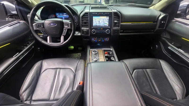 Ford EXPEDITION