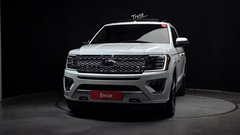 Ford EXPEDITION