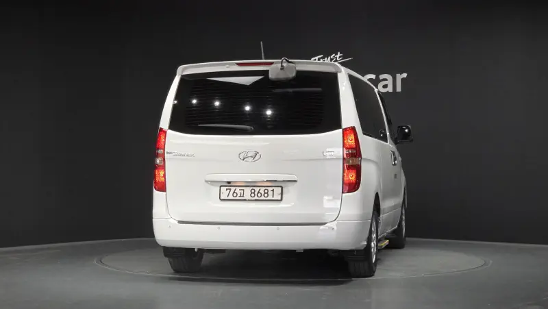 Hyundai Grand Starex