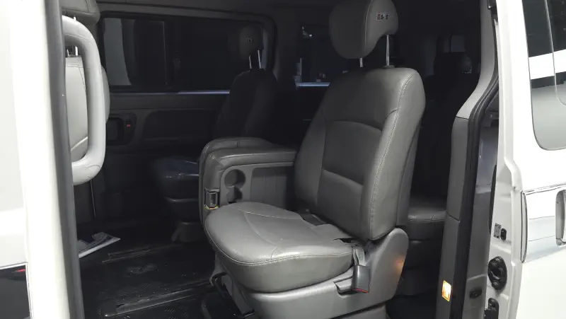 Hyundai Grand Starex