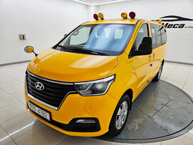 Hyundai Grand Starex