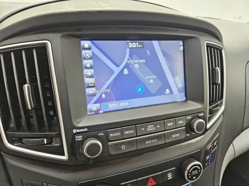 Hyundai Grand Starex