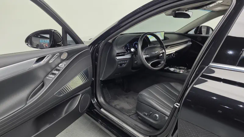 Genesis Electrified G80