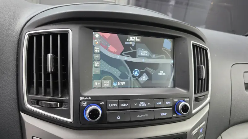 Hyundai Grand Starex