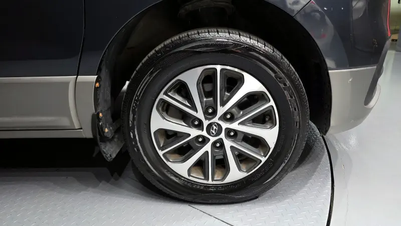 Hyundai Grand Starex