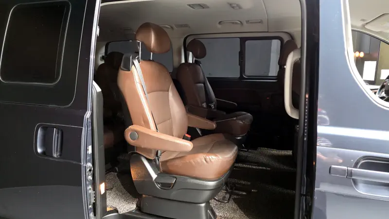 Hyundai Grand Starex