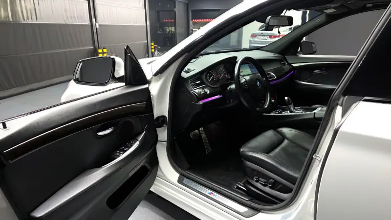 BMW 5-Series Gran Turismo