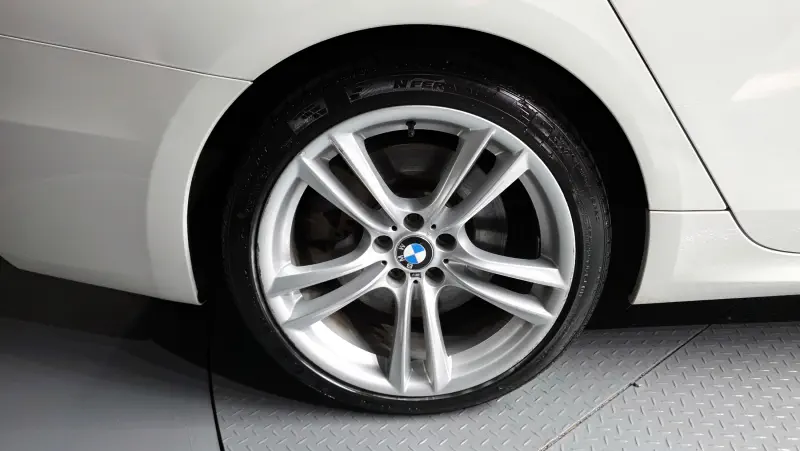 BMW 5-Series Gran Turismo