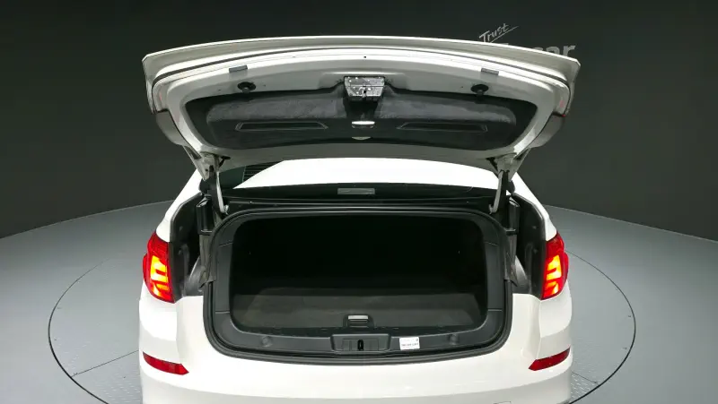 BMW 5-Series Gran Turismo