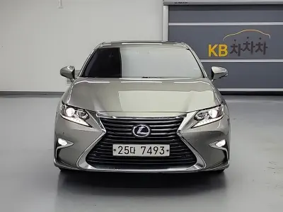 Lexus ES300h
