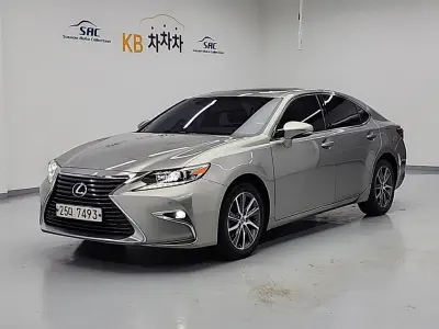 Lexus ES300h