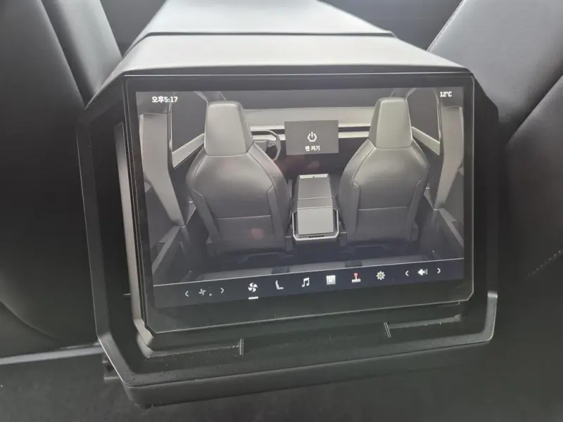 Tesla Cybertruck
