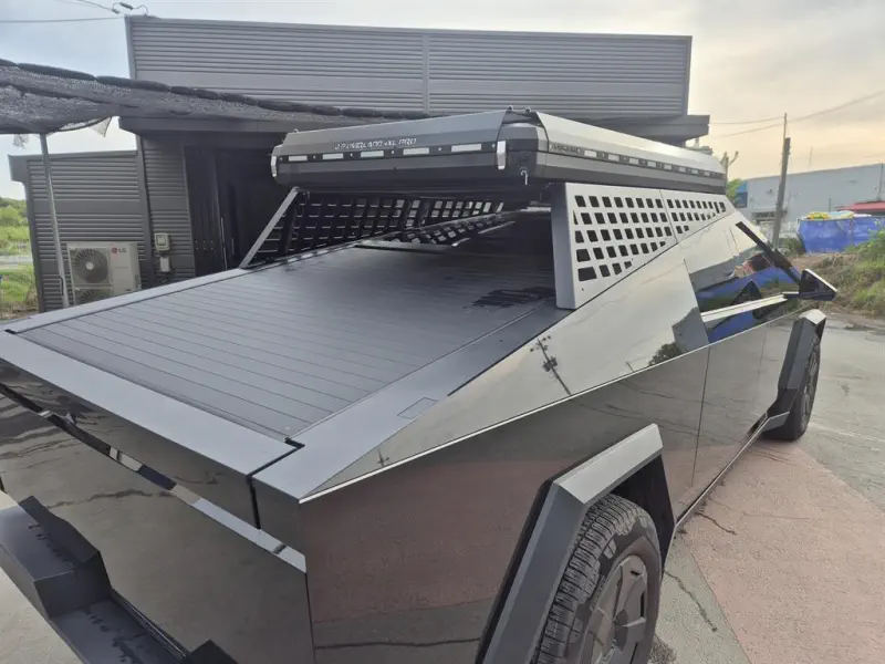 Tesla Cybertruck