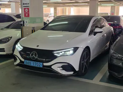 Mercedes-Benz EQE