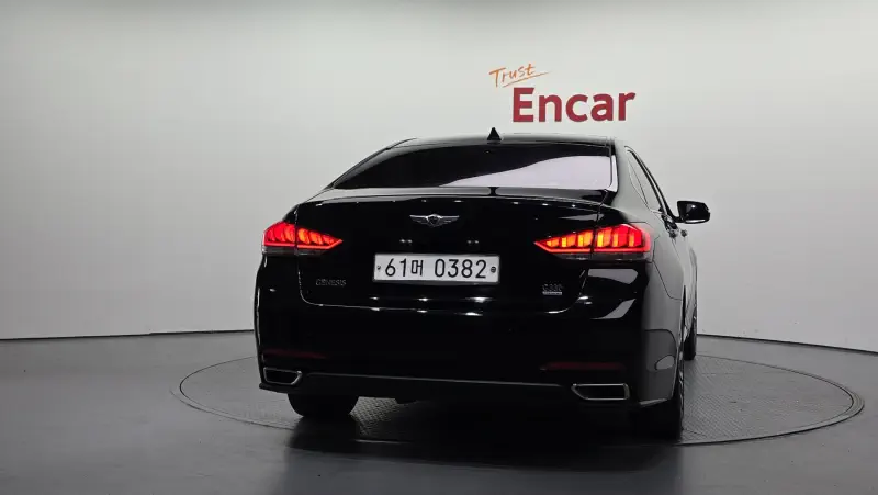 Hyundai Genesis