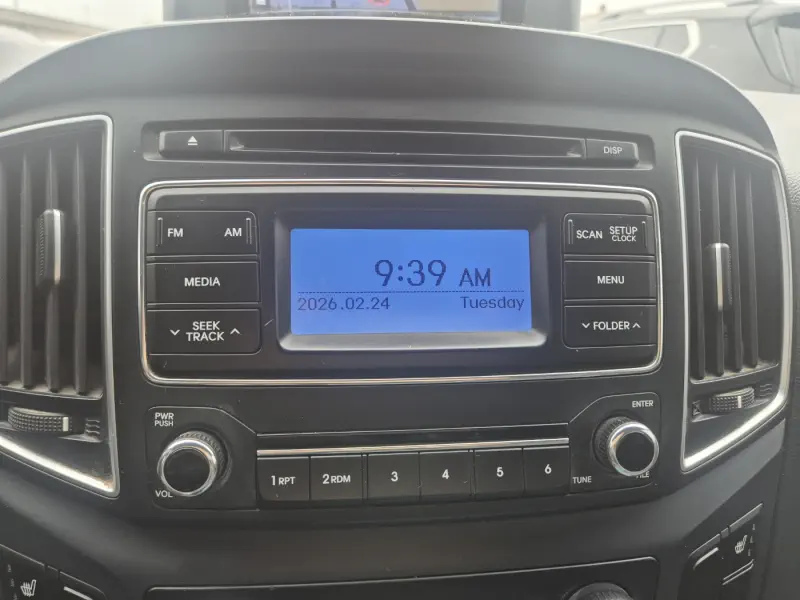 Hyundai Grand Starex