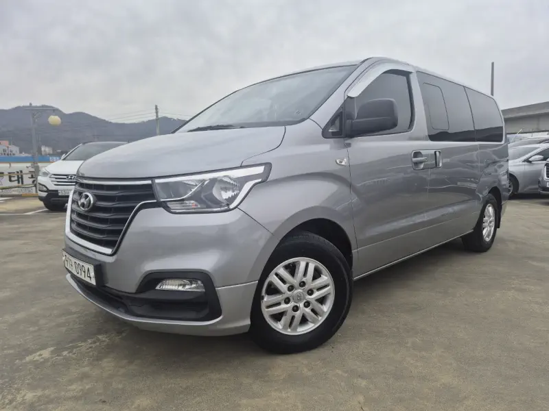 Hyundai Grand Starex