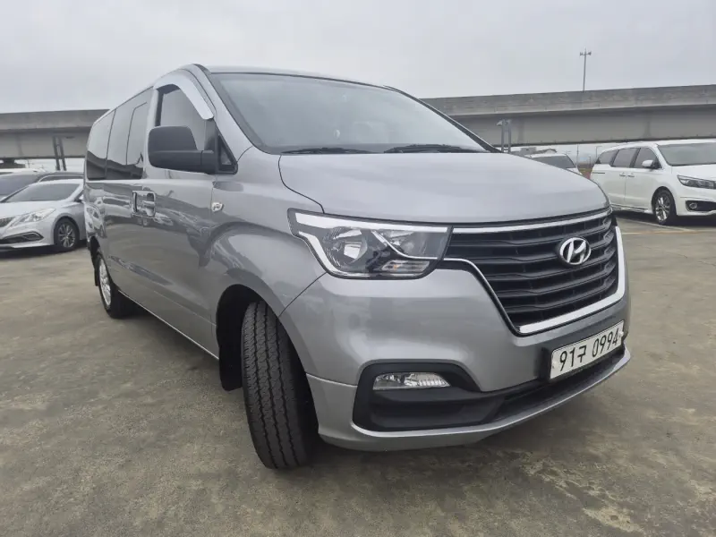 Hyundai Grand Starex