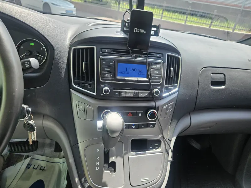 Hyundai Grand Starex
