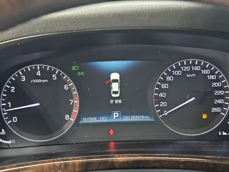 Hyundai Equus