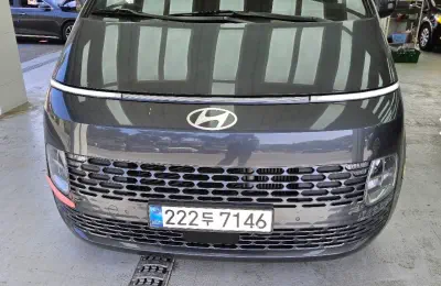 Hyundai Staria