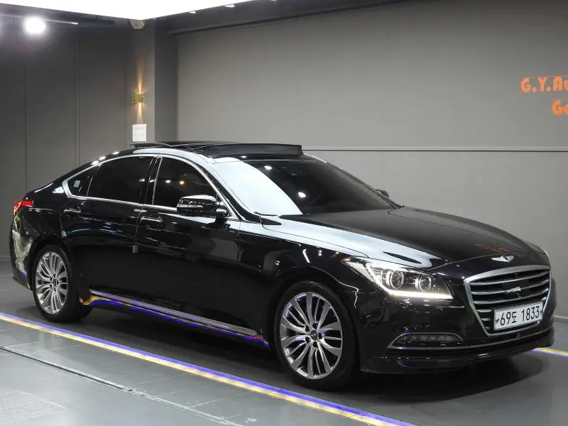 Hyundai Genesis