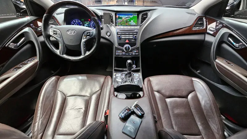 Hyundai Grandeur
