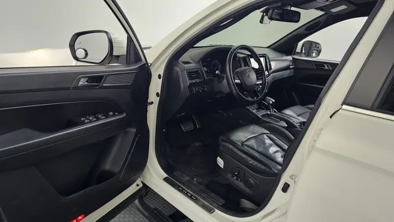 SsangYong Rexton Sports Khan