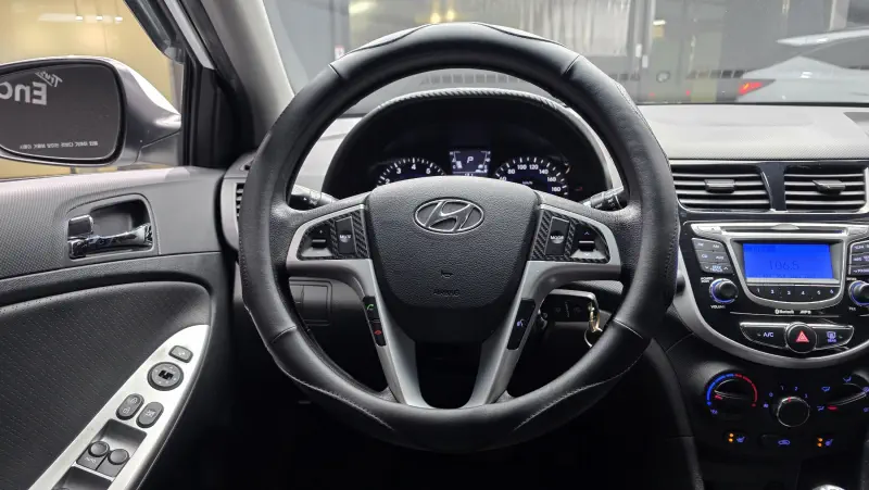 Hyundai Accent