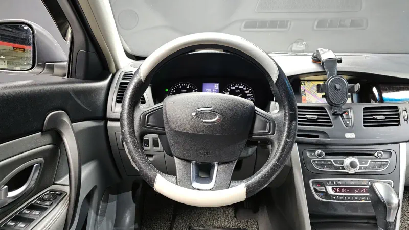 Renault SM5