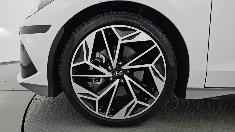 Hyundai Ioniq 6