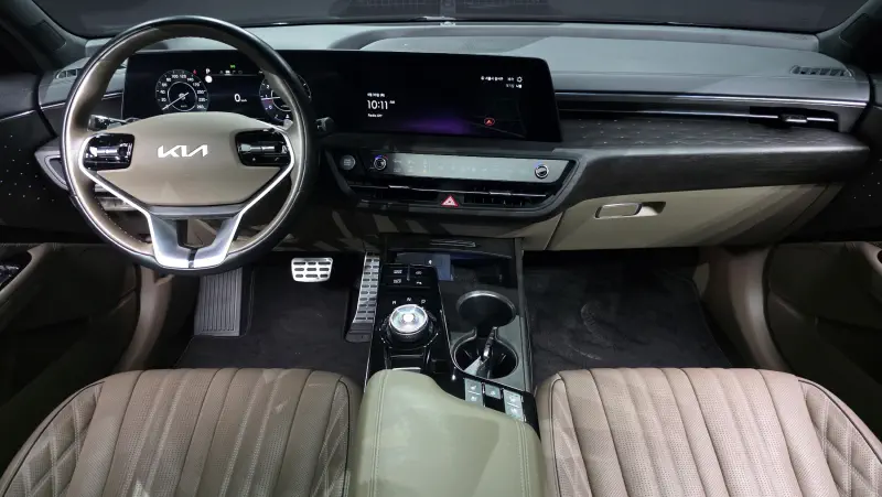 Kia K8