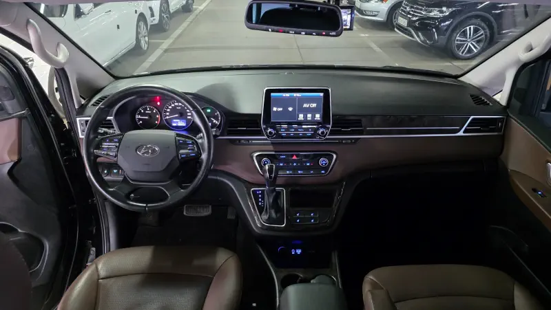 Hyundai Grand Starex